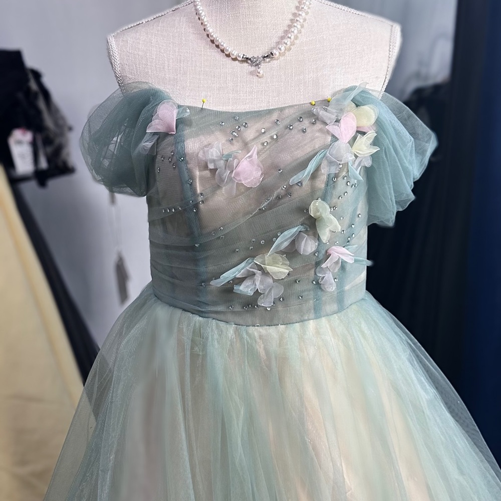 Sage Green Prom Dress size 4 Birthday Dress Formal Dress Sage Wedding Dress